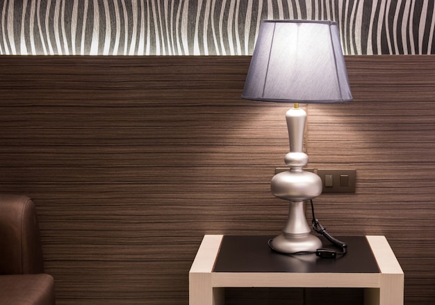 Table lamp on bedroom | Premium Photo