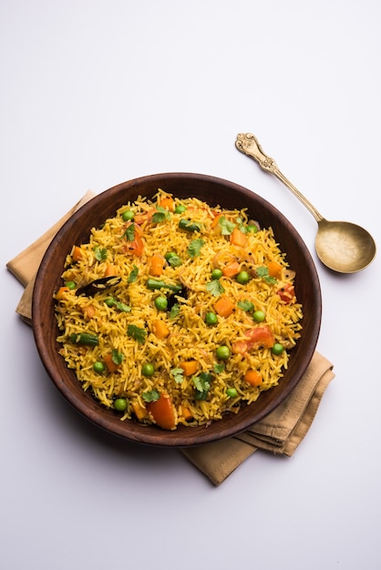 Premium Photo | Tawa pulao or pulav or pilaf or pilau is an indian ...