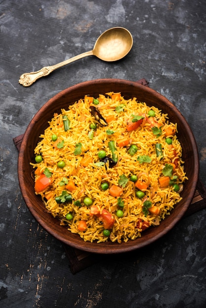 Premium Photo | Tawa pulao or pulav or pilaf or pilau is an indian ...