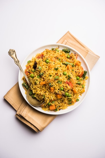 Premium Photo | Tawa pulao or pulav or pilaf or pilau is an indian ...
