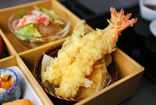 Premium Photo | Tempura fried shrimp japanese style