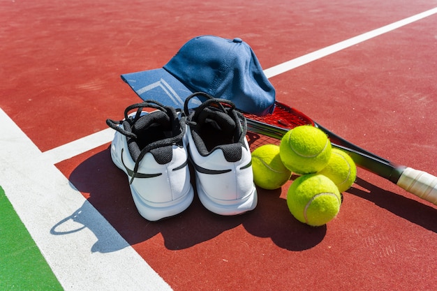Premium Photo | Tennis equipment