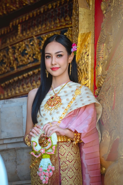 Small Article Shows The Plain Facts About Thai Bride And How It Could Affect You آوا شیمی