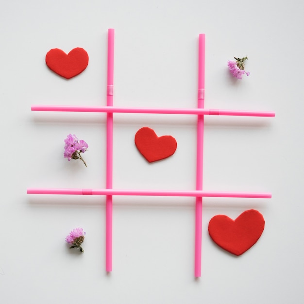 Premium Photo | Tic tac toe love shape game