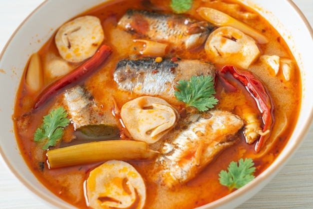 Premium Photo | Tom yum canned mackerel in spicy soup