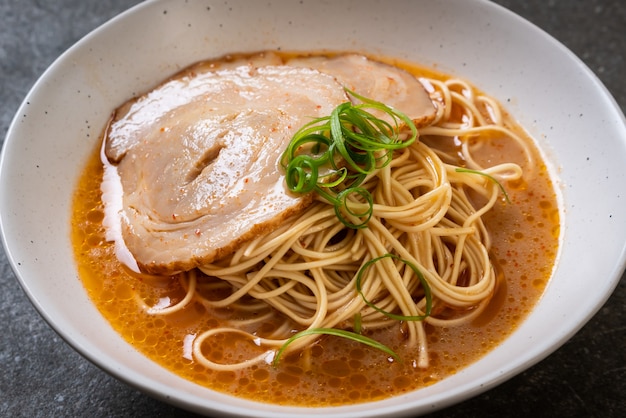 Premium Photo Tonkotsu Ramen Noodles With Chaashu Pork