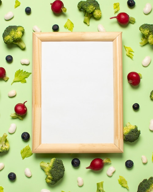 Top view assortment with frame and cauliflower Free Photo