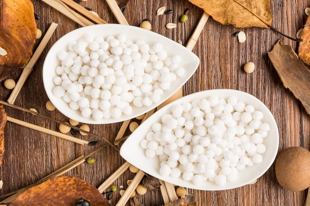 Top view of tapioca pearls on bowls Free Photo