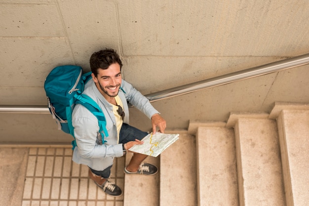 Top view traveler on stairs Free Photo