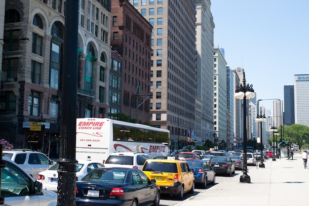 Premium Photo | Traffic jam in chicago downtown, il, usa.