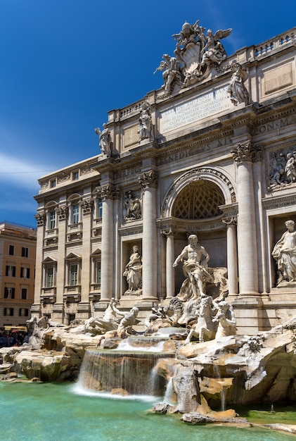 Premium Photo Trevi Fountain In Rome