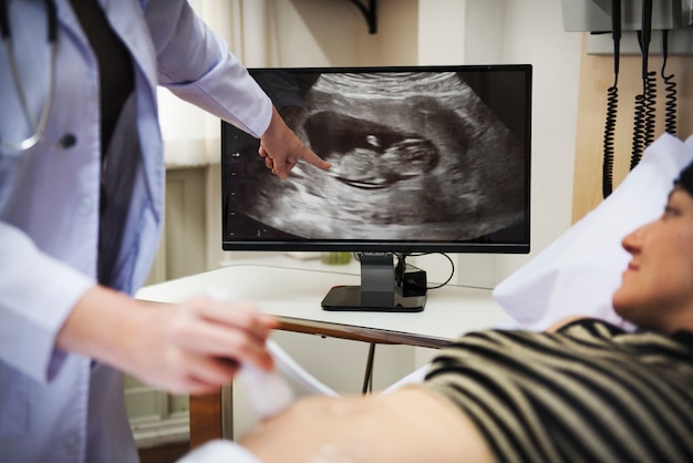 women having ultrasound in Rouge Valley best Hospital