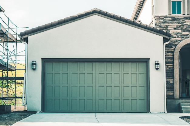 garage door