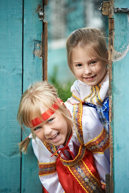 Фото Русских Девушек В Национальных Костюмах