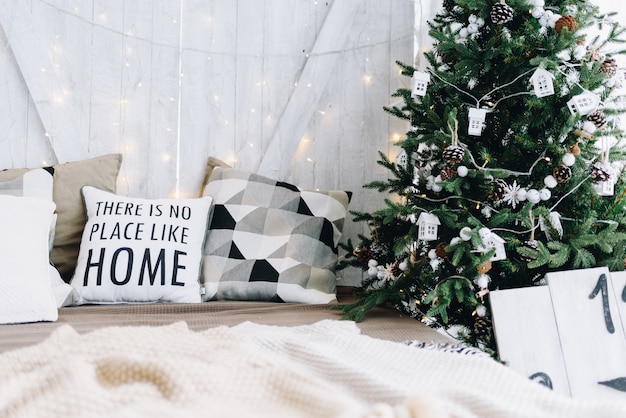 modern christmas pillows