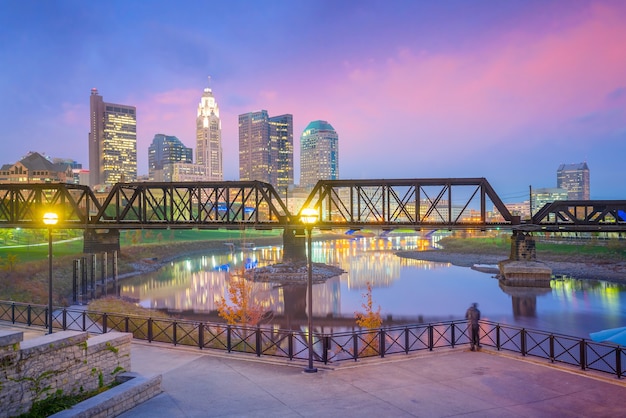 Premium Photo | View of downtown columbus ohio skyline at sunset in usa