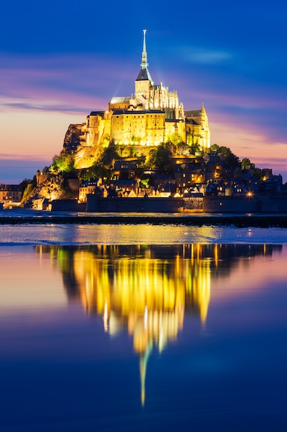 Free Photo | View of famous mont-saint-michel by night, france.