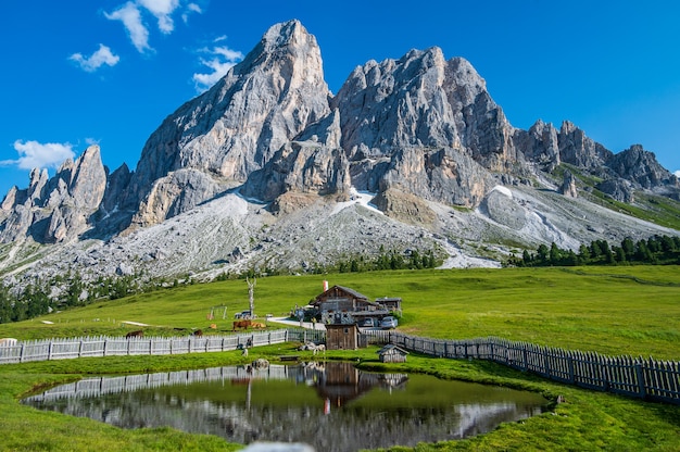 Premium Photo View Of The Peitlerkofel Sass De Putia A Mountain Of