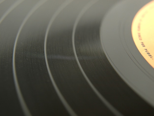 free-photo-vinyl-record-grooves