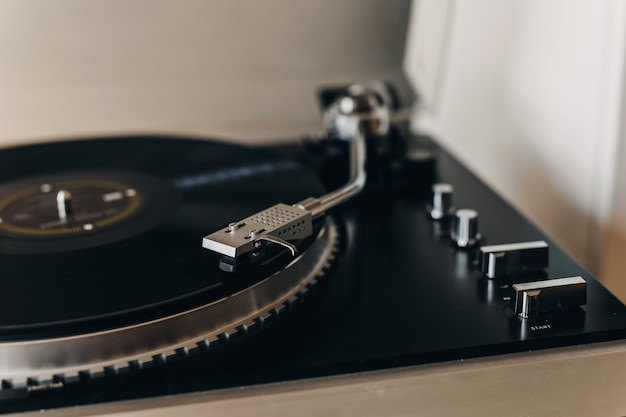 Premium Photo Vinyl Record Player At Home Close Up