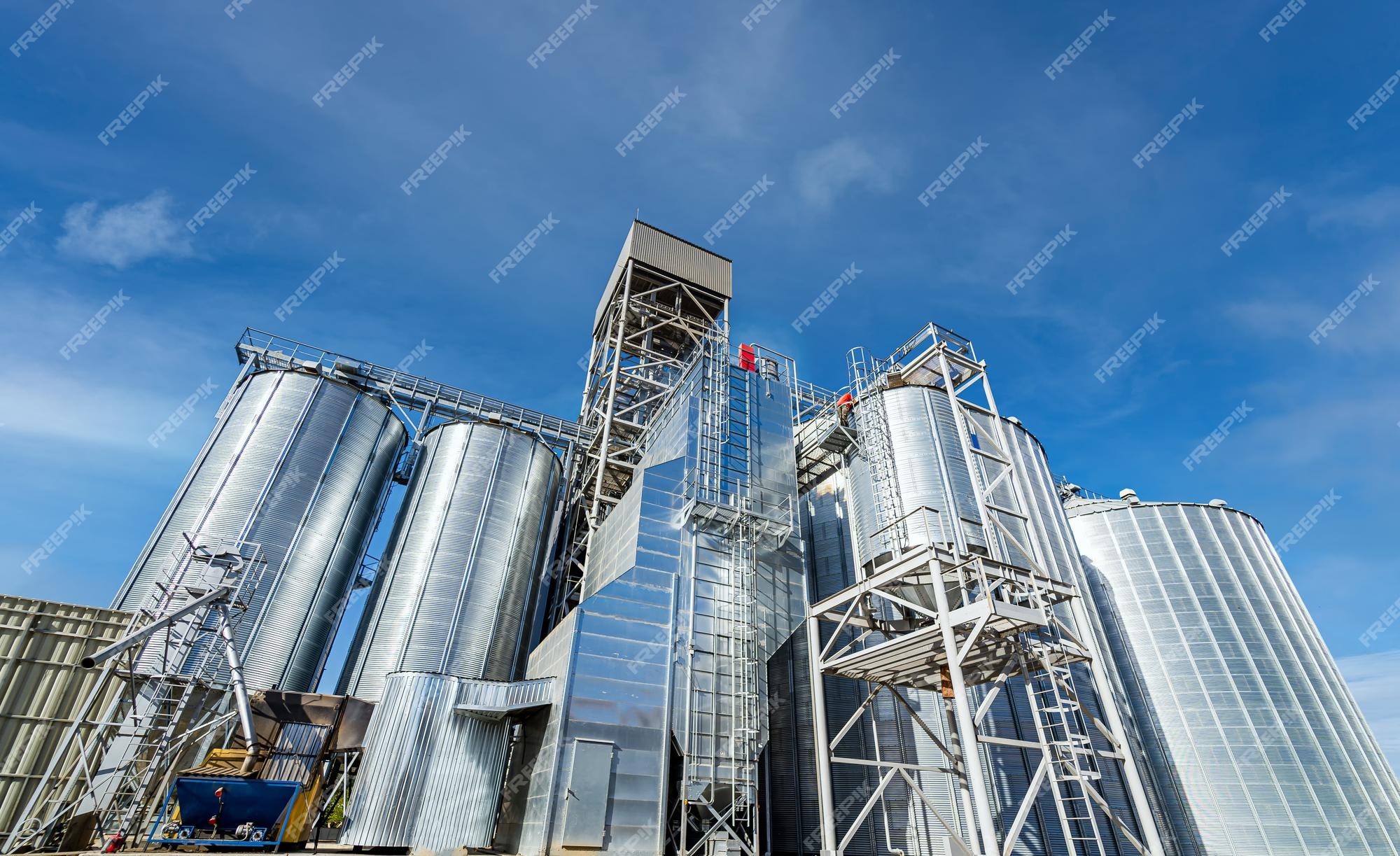 Premium Photo | Warehouse for corn, wheat and barley storage. long term ...