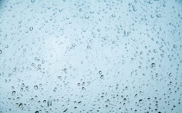 Water drops on the window | Premium Photo