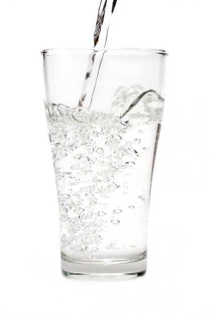 Фото стакан с водой на прозрачном фоне