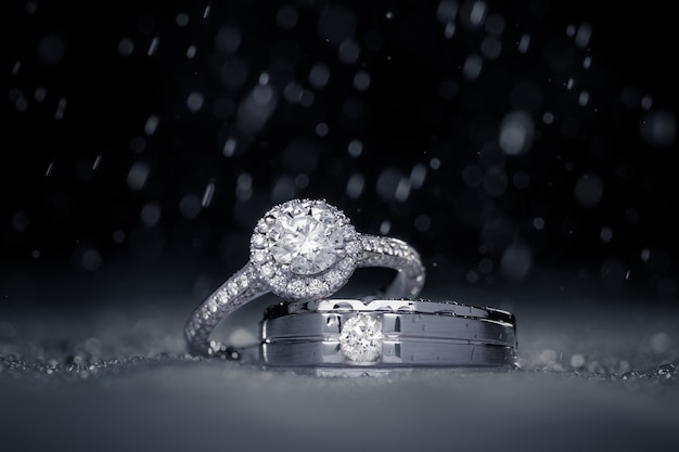 Wedding engagement diamond rings with water drops