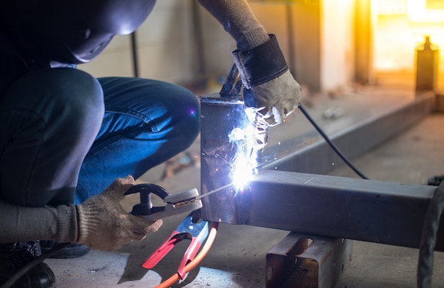 Premium Photo | Welding by electric arc welding