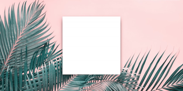 White papar blank brochure mockup isolated white Premium Photo