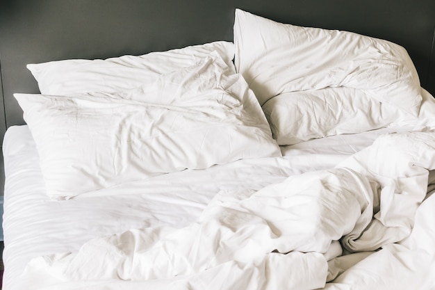 Free Photo White Pillow On Bed
