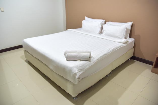 White Single Bed Set White Single Bed Set