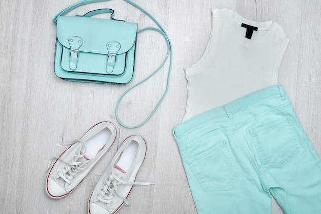 mint colored top