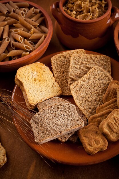 Does Whole Grain Bread Have Carbohydrates