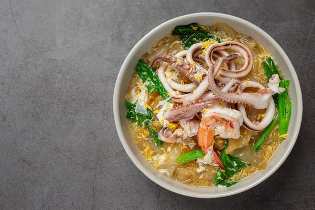 rad nah noodle