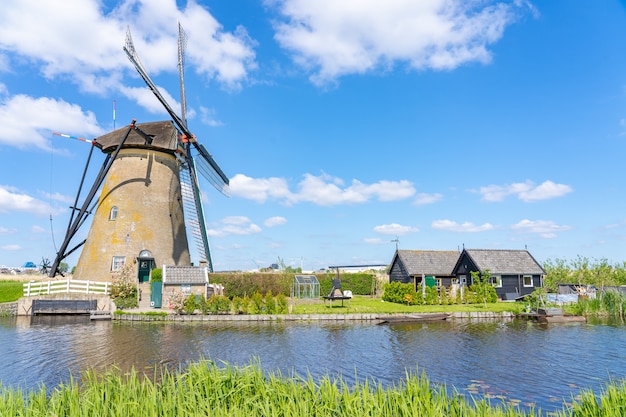 Premium Photo | Windmills of kinderdijk village in molenlanden near ...