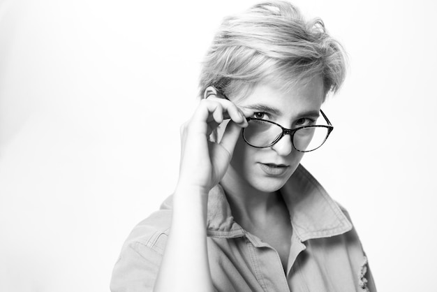 Premium Photo Woman Adorable Blonde Wear Eyeglasses Close Up Eyewear Fashion Add Smart