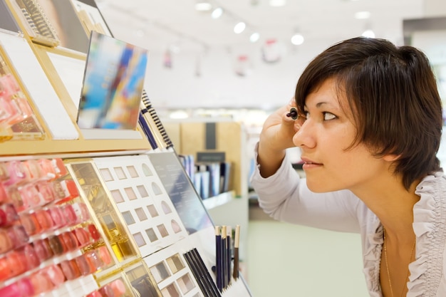 mascara shop