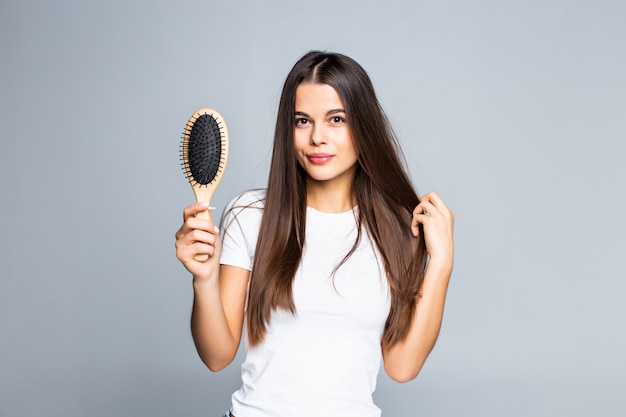 2. Comb your hair properly