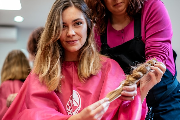 Premium Photo Woman Donating Hair For Cancer