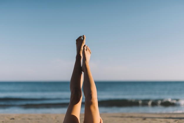 Αποτέλεσμα εικόνας για legs beach