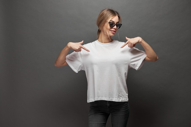 Premium Photo Woman Wearing White Blank T Shirt