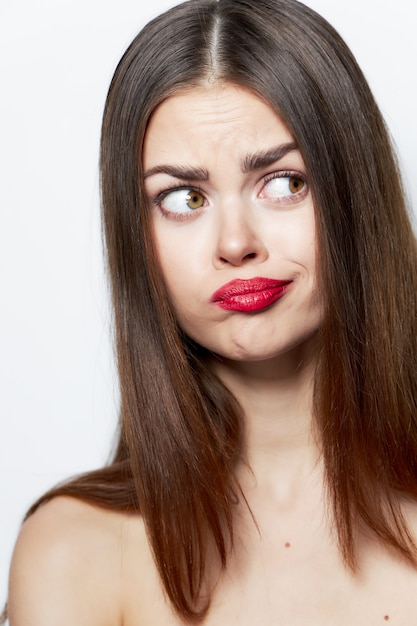 Premium Photo | Woman with long hairstyle interested sideways glance ...