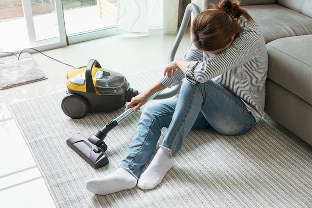 vacuum cleaner for carpet and floor