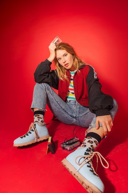 90's female retro outfit