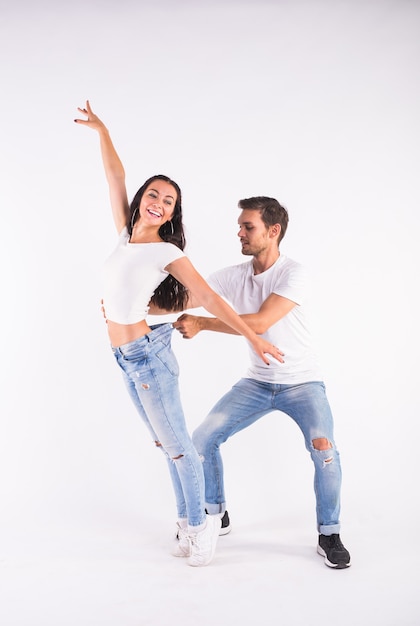 Premium Photo Young Couple Dancing Social Latin Dance Bachata