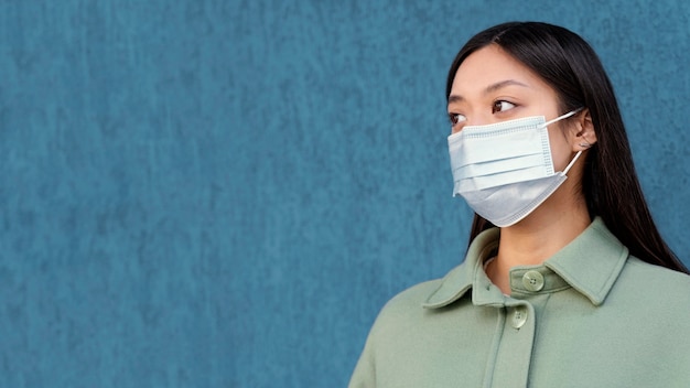 Free Photo | Young japanese woman wearing mask