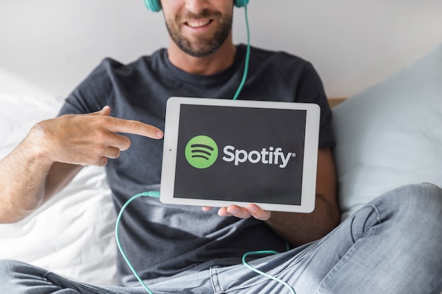 is spotify free on tablets