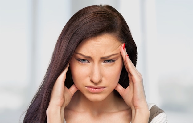 premium-photo-young-woman-having-splitting-headache