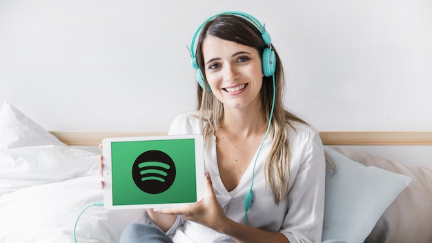 is spotify free on tablets